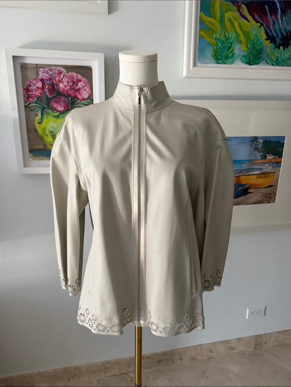 Elie Tahari Cream Leather Zip-Front Jacket with Laser-Cut Hem